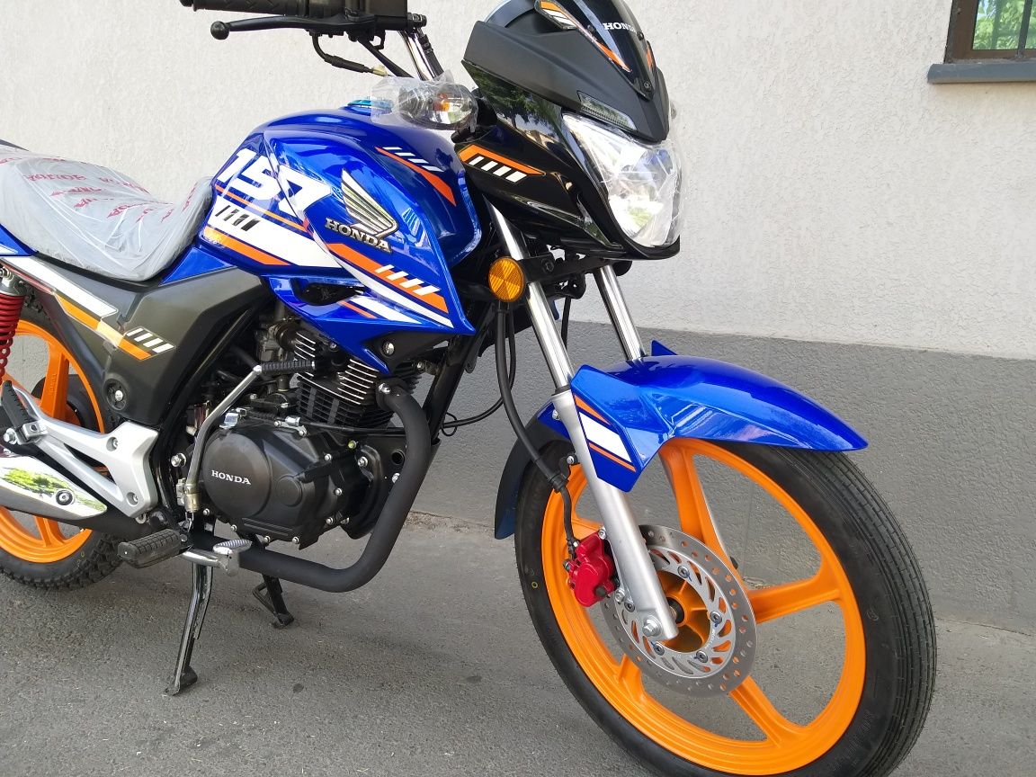 Продаётся мотоцикл HONDA CB 150 F НОВЫЙ.