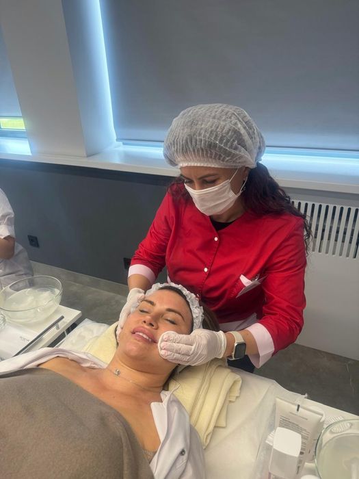 Профессиональная 10-этапная чистка лица, массаж