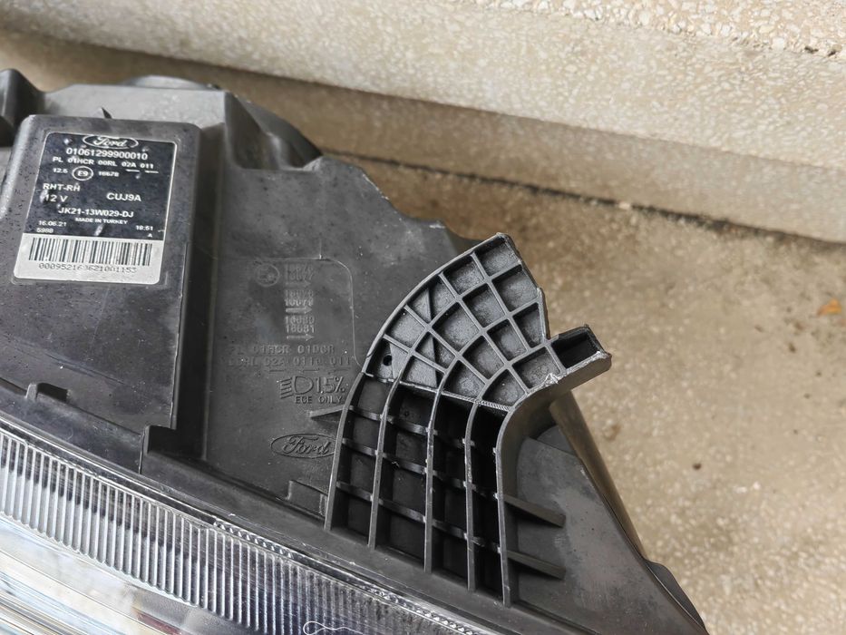 Фарове Ford Transit Custom ляв десен LED/Фарове Форд Транзит Оригиналн