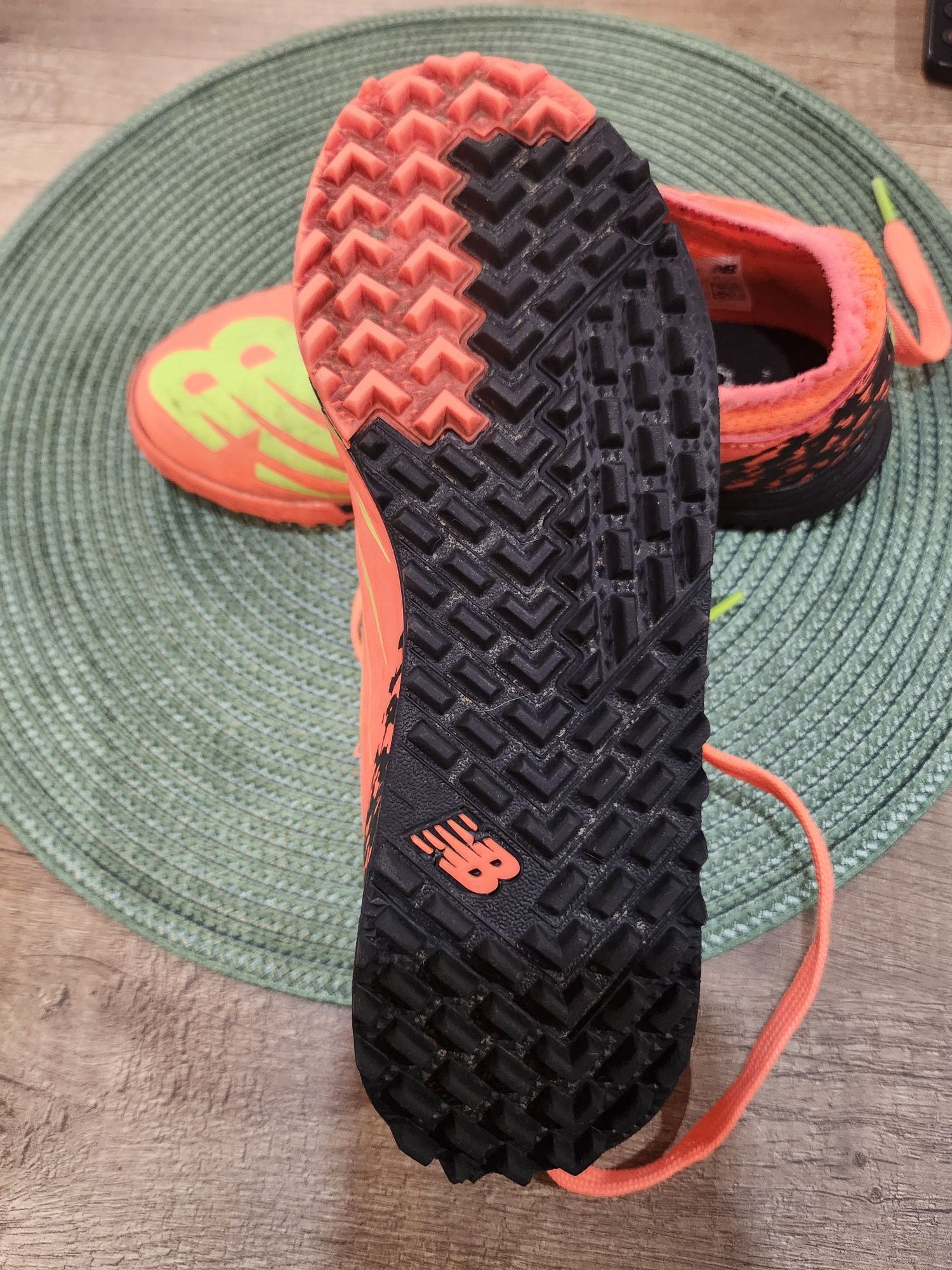 Стоножки New Balance  номер 34