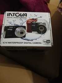 Фотоапарат с бокс за под вода INTOVA IC 14