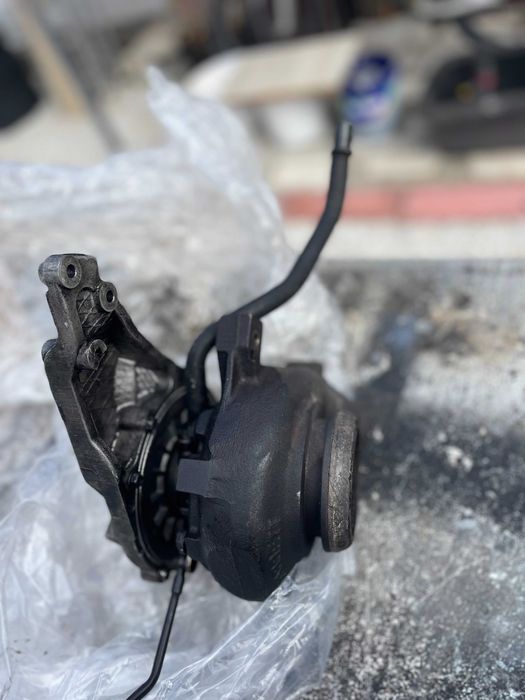 турбо компресор за мерцедес Е270 177 кс