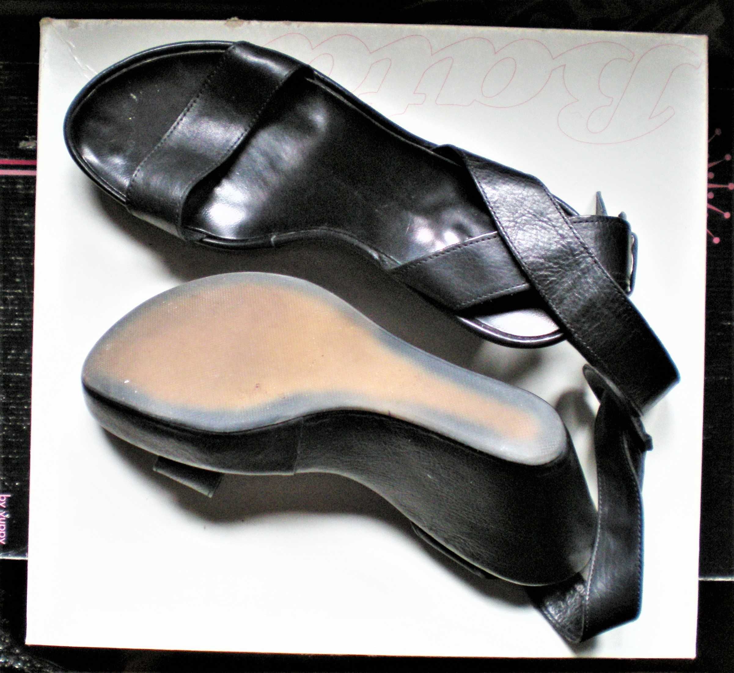 Sandale NEGRE din piele cu talpă tip platformă_brand NANA_Italia