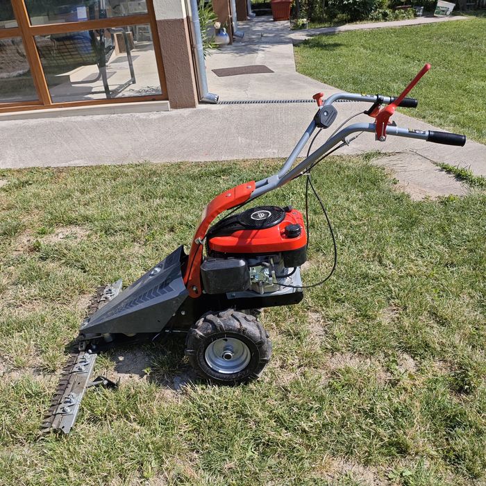 Vând cositoare HECHT 587 cu lamă