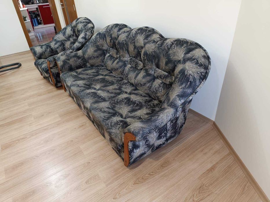 Продавам ретро холова гарнитура