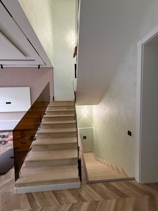 ХАЙ-ТЕК замонавий стилда Эвро таййор килиб курилигин