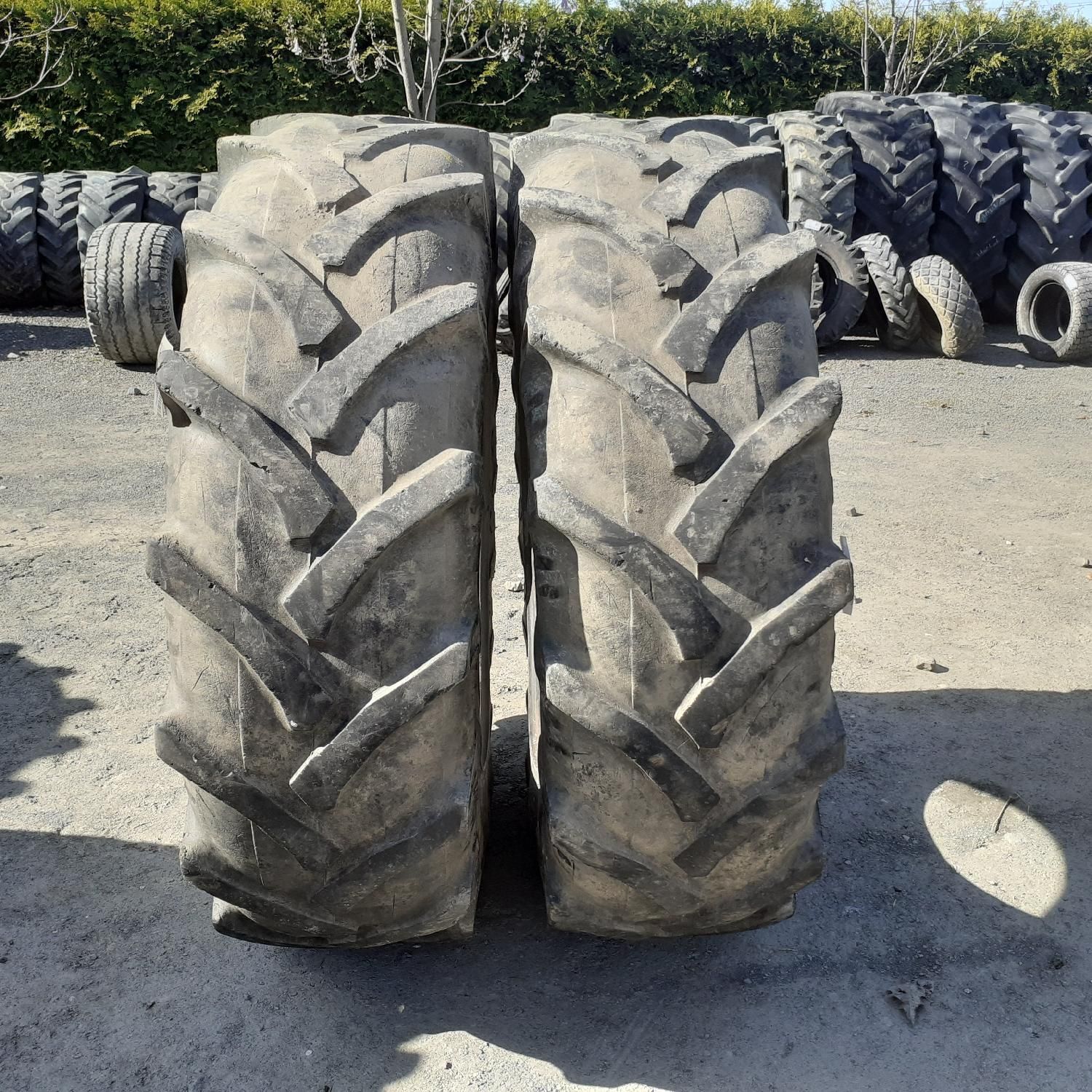 Cauciucuri 16.9R30 Pirelli Anvelope SH La PRET BUN