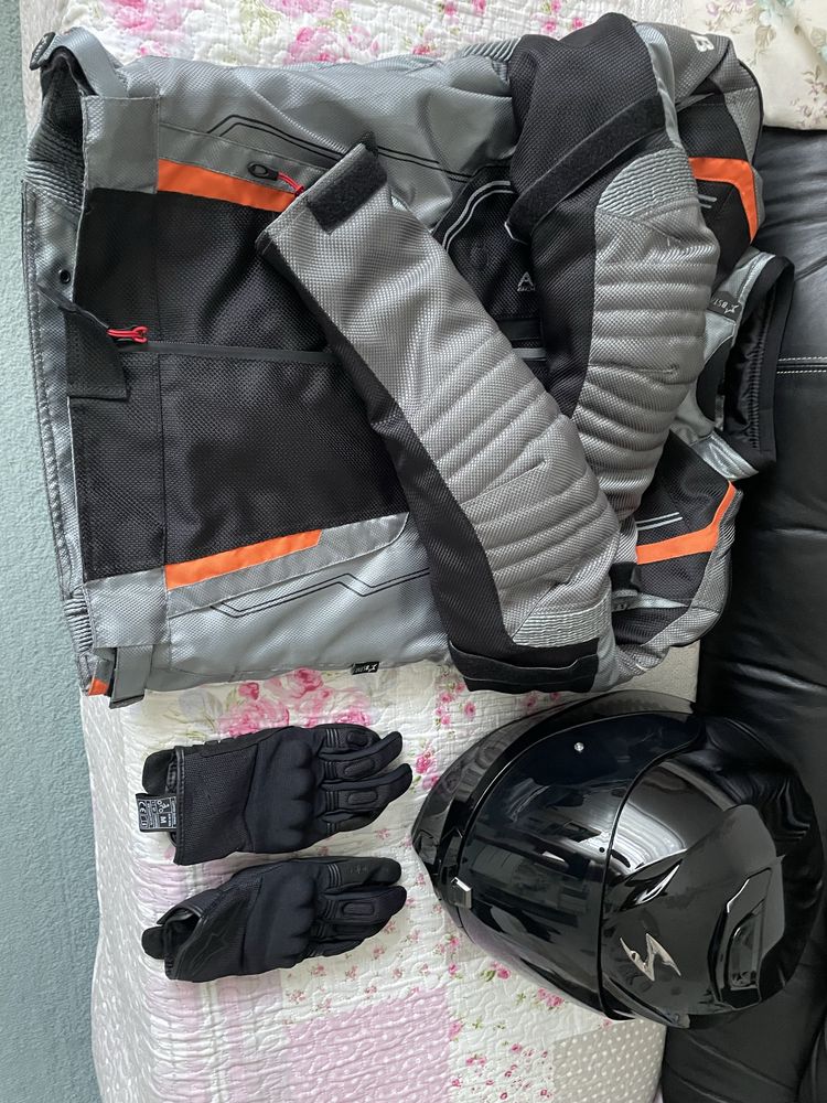Casca , manusi , geaca motor , motocicleta