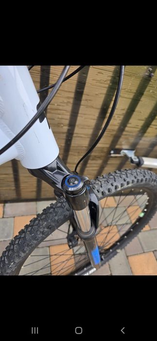 Vând bicicletă  CUBE SLX