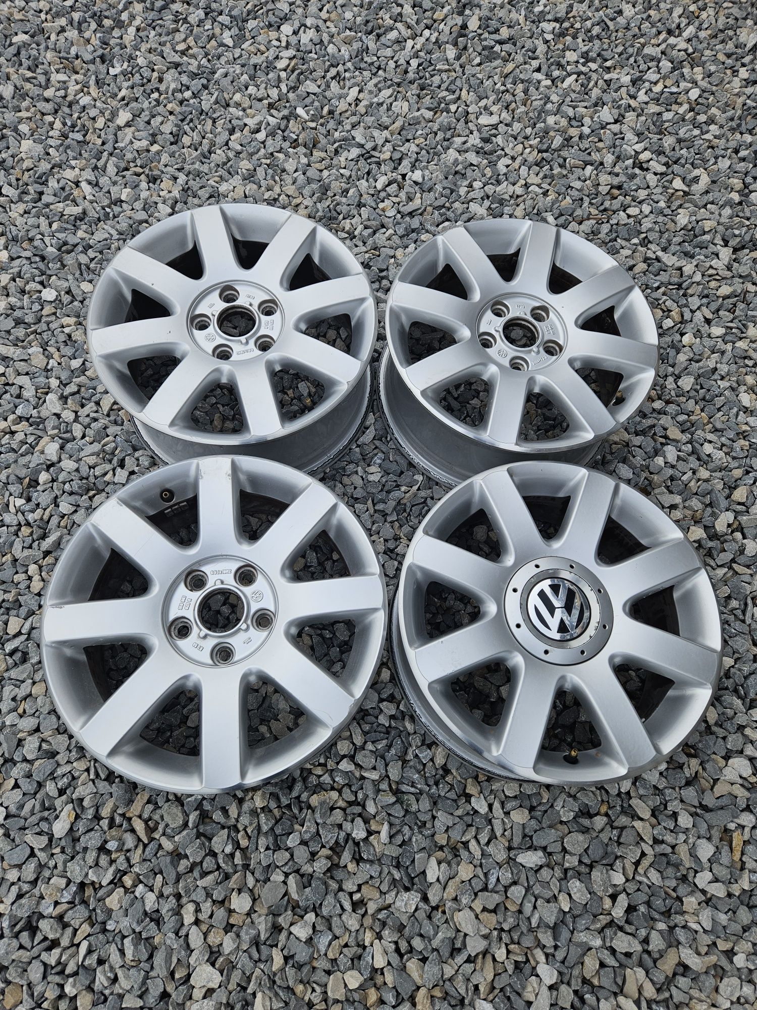 5х112. 16.цола..6.5.ж..ет.50.  оргинални Volkswagen