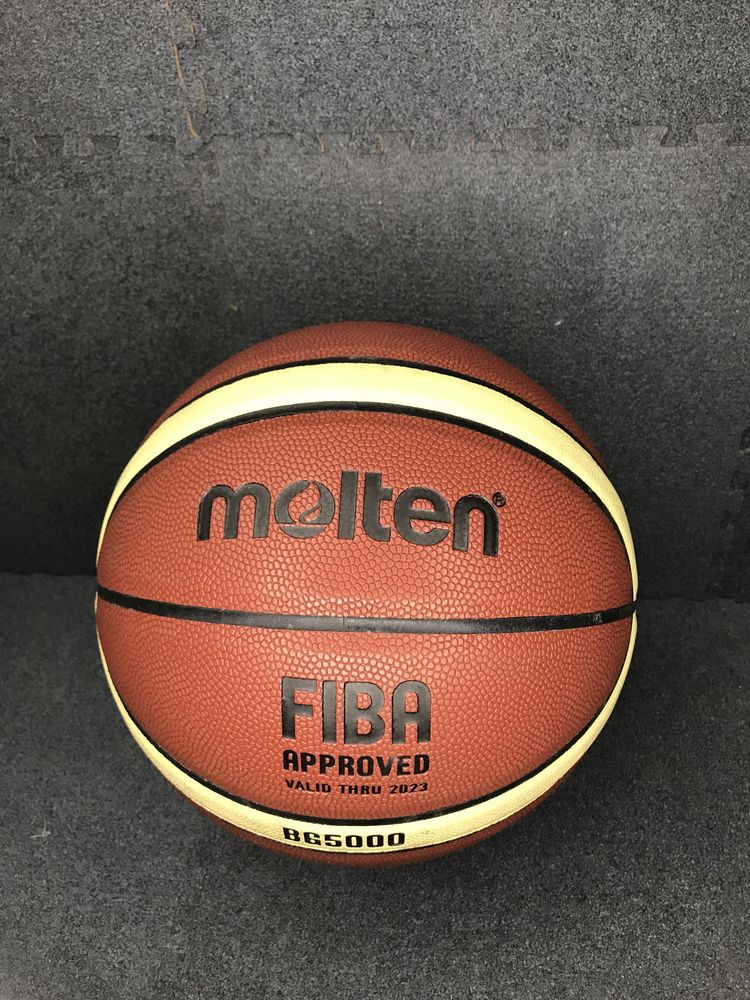 Маскетбольный мяч molten BG5000 размер 7