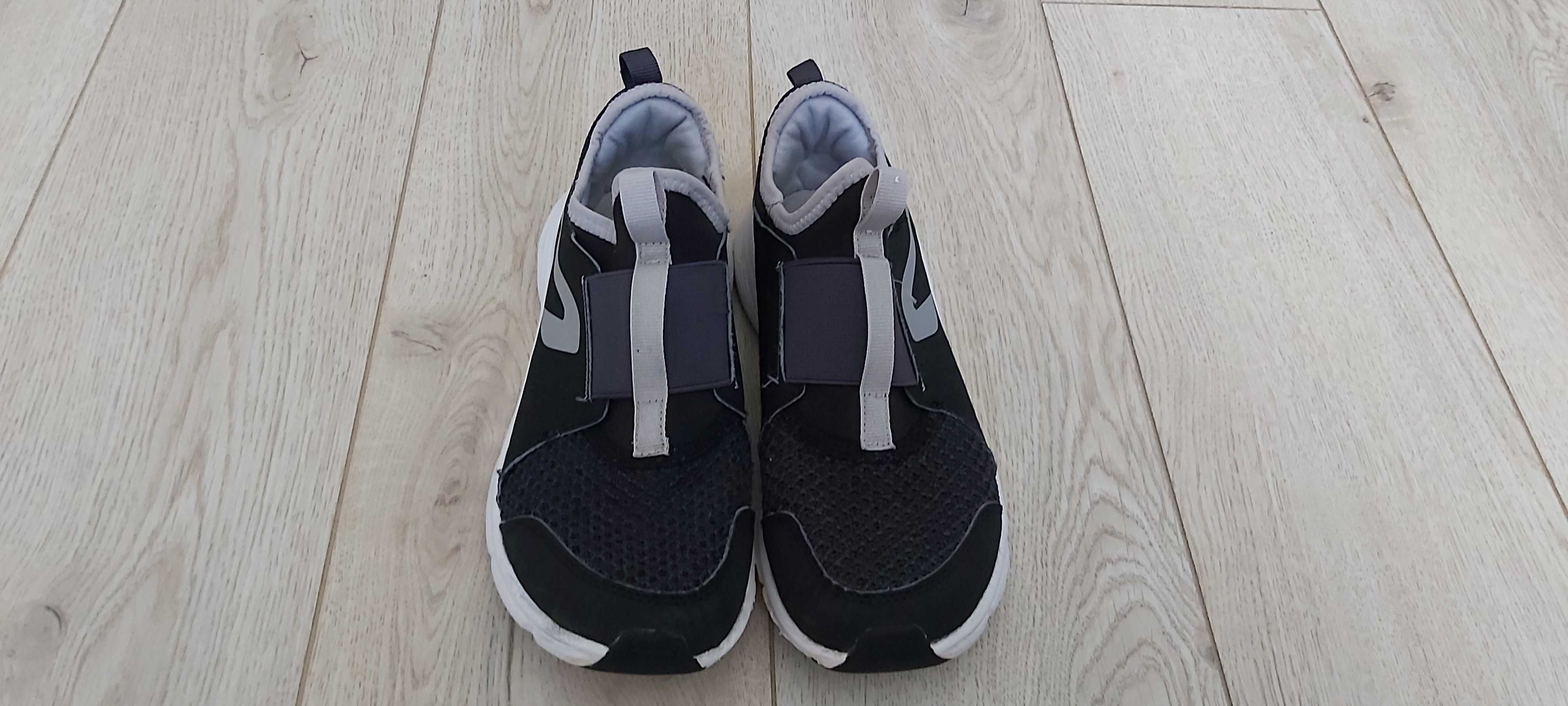 DECATHLON,DEICHMANN Детски обувки-номер 32,33,35