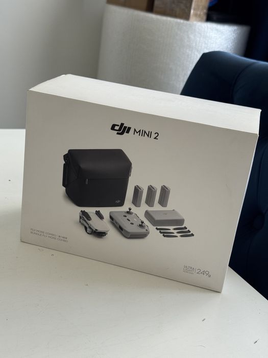Drona DJI Mini 2 4K / Fly More Combo / Geanta 3 Baterii / Impecabila