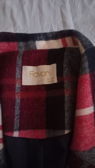 Модерен тренчкот, нов