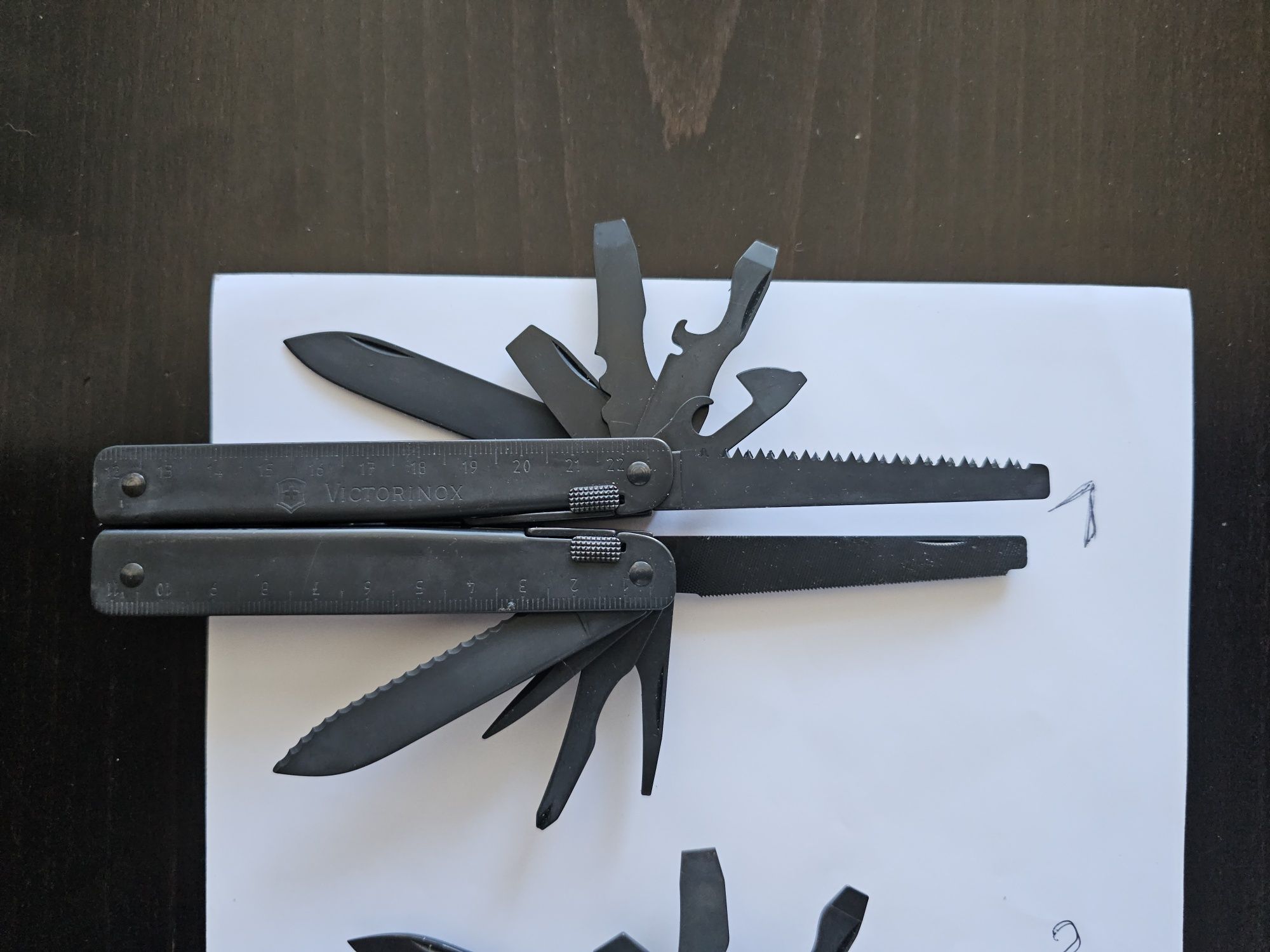 Продавам мултитулове  Victorinox