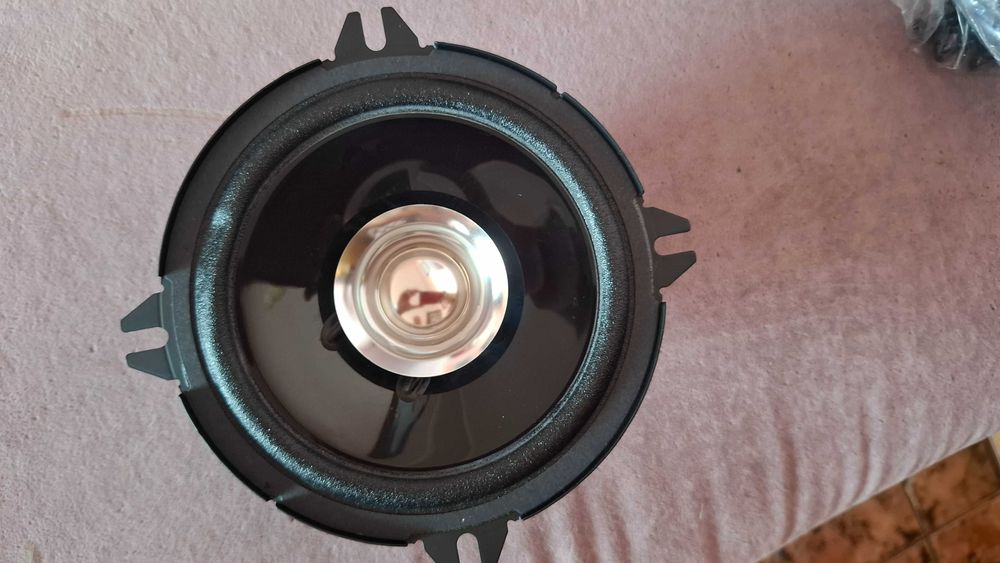 1 бр. Авто тонколона JVC 250w