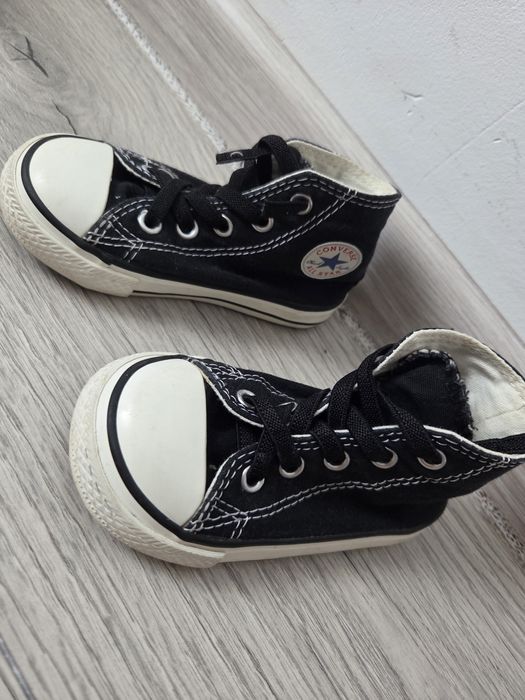 Converse unisex aproape noi