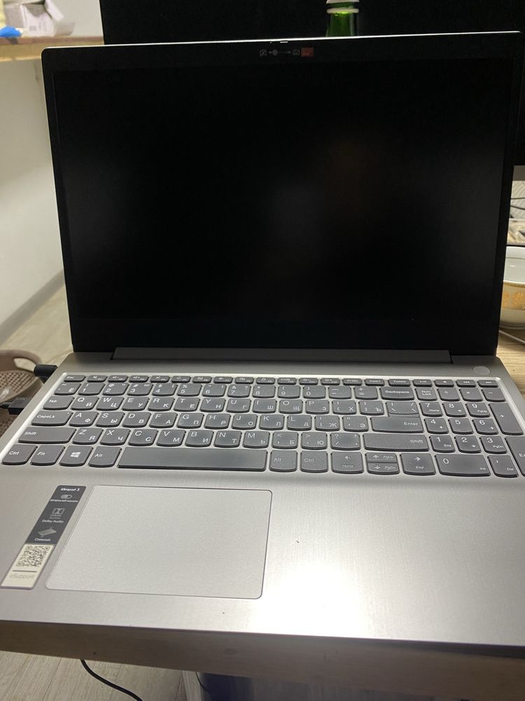 Срочно продаю Lenovo i5-10 поколения