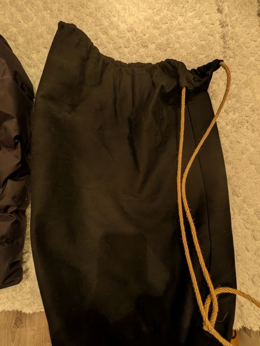 Продавам ново пухено яке МИЛО