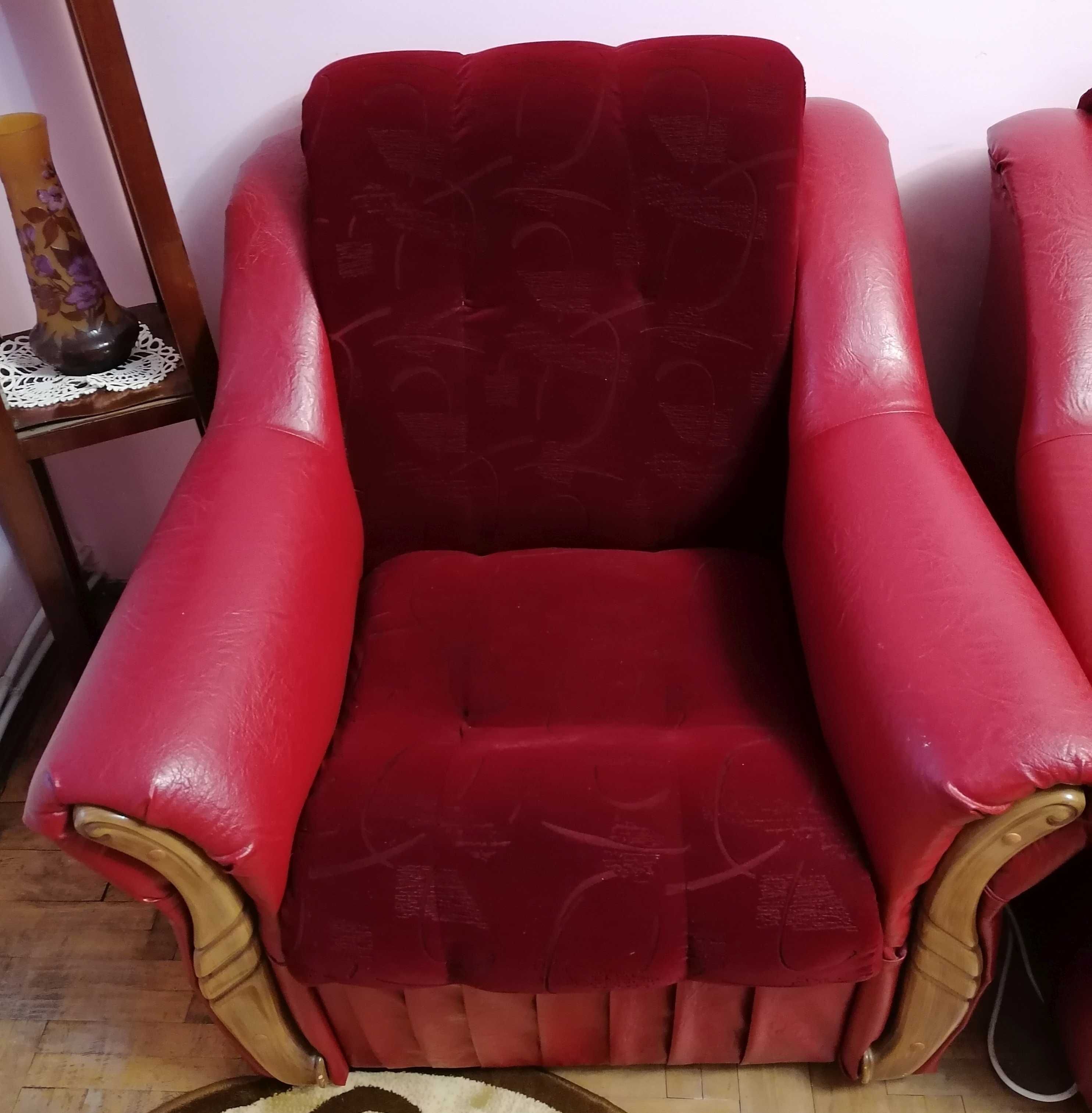 Set canapea extensibilă + 2 fotolii în stare foarte bună