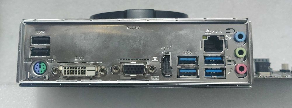 KIT AMD Ryzen 5 1600 3.2GHz + ASRock A320M-HDV R4.0 + Cooler AMD