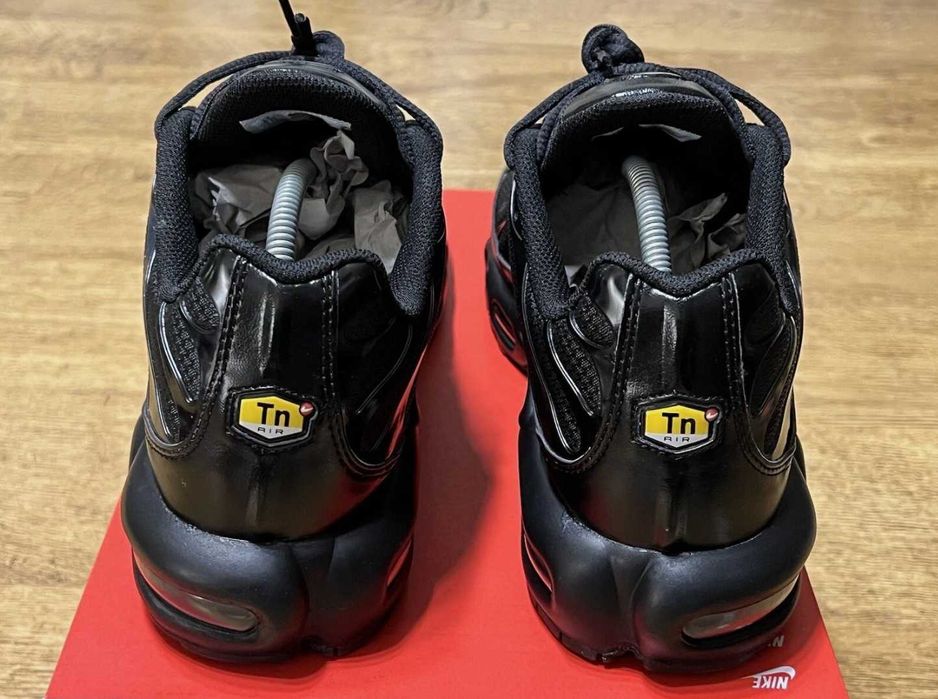 Adidasi Nike Tn Triple Black negri unisex Calitate Premium |FULL BOX|