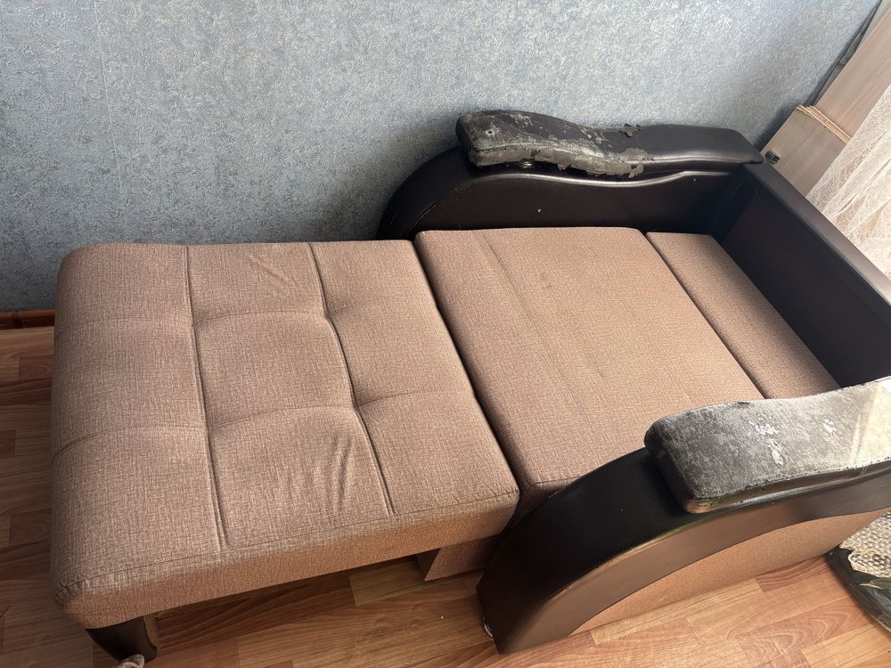 Продам кресло кровать,состяние  б/у . Цена 5000 т