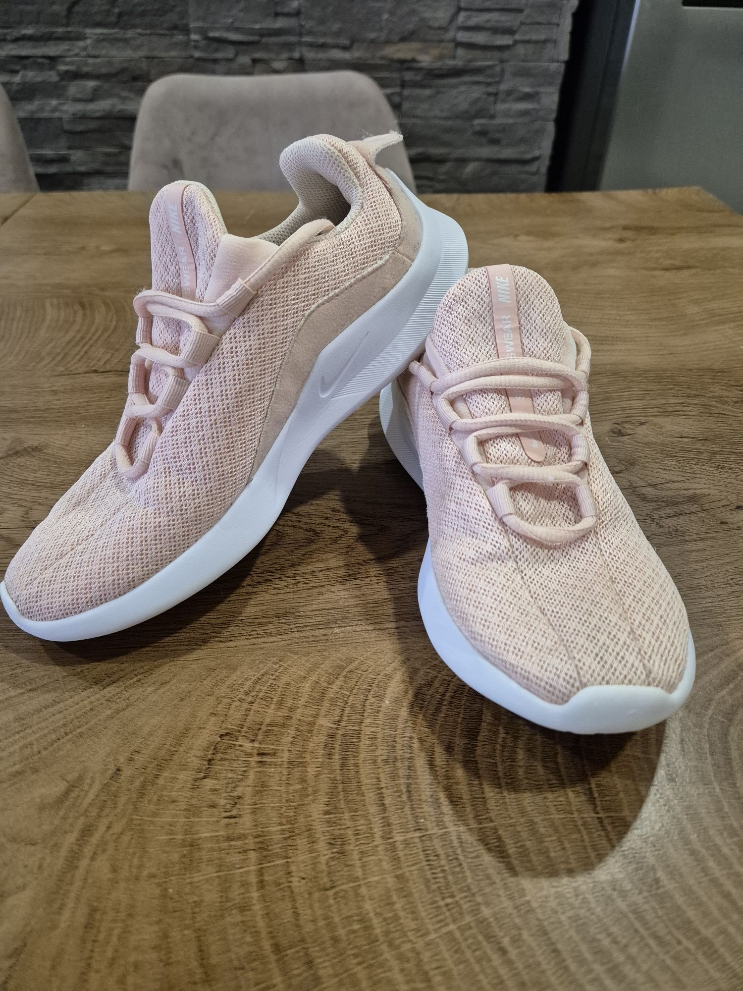 Дамски маратонки Nike