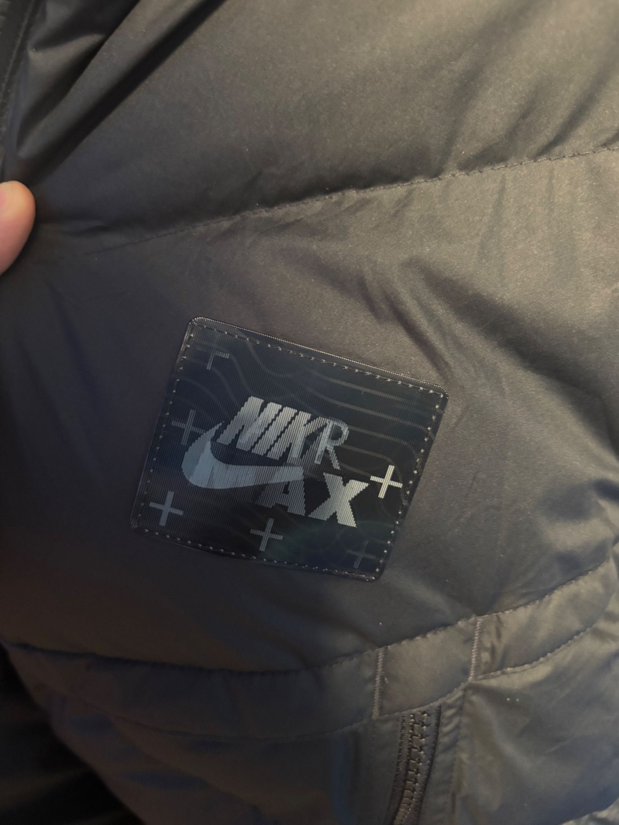 Nike air max яке размер Л