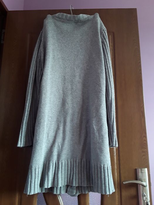 Vând Cardigan Damă Lung Gros de Iarnă Mărimea XL-XXL