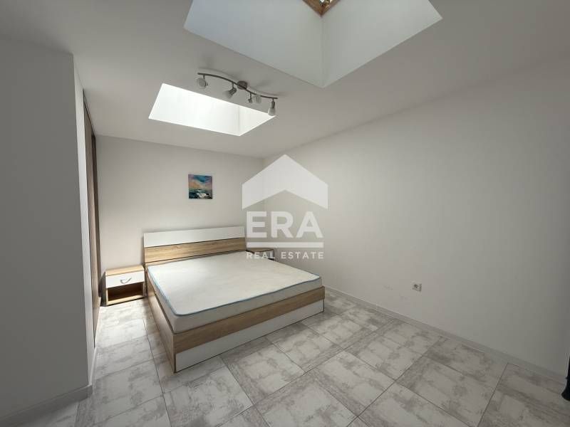 Двустаен обзаведен апартамент за продажба, в нова сграда, кв. Бриз, Ва