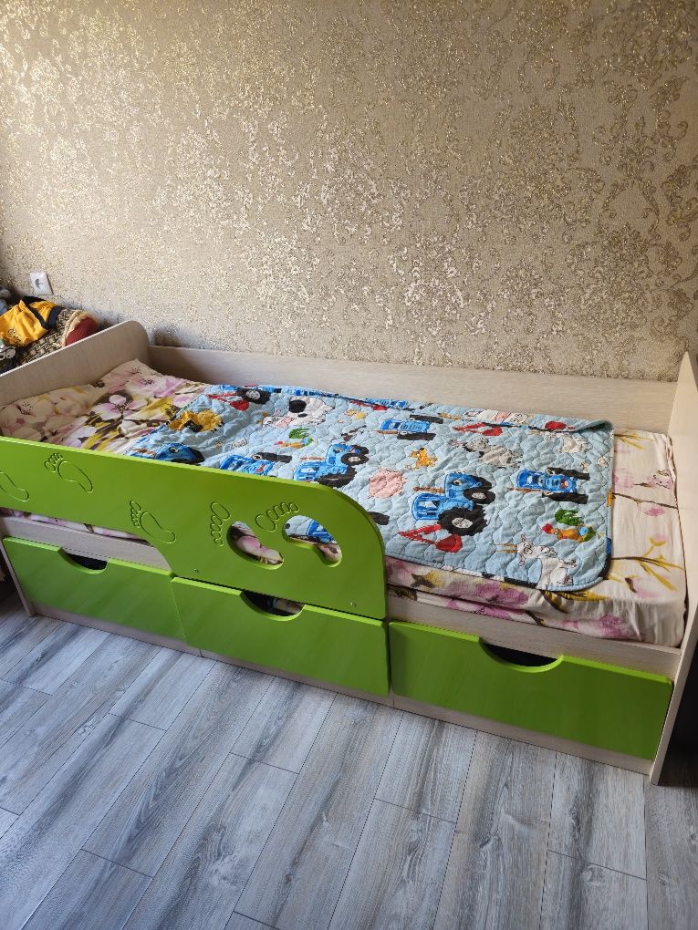 Кровать детская 90×180