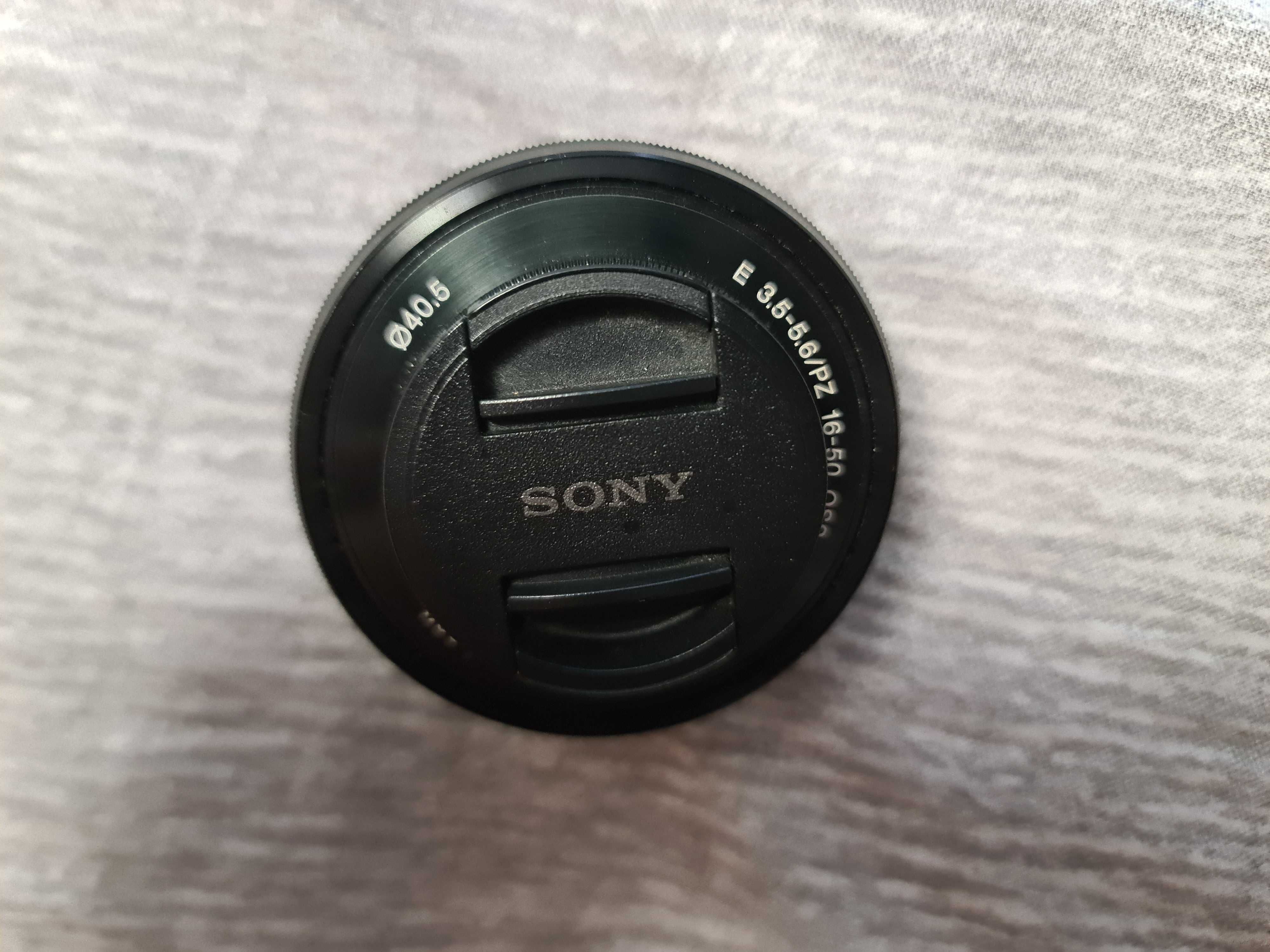 Обектив Sony SELP-1650