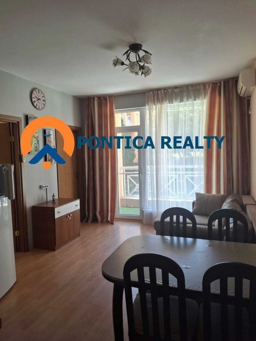 Тристаен в голям целогодишен комплекс близо до Слънчев Бряг