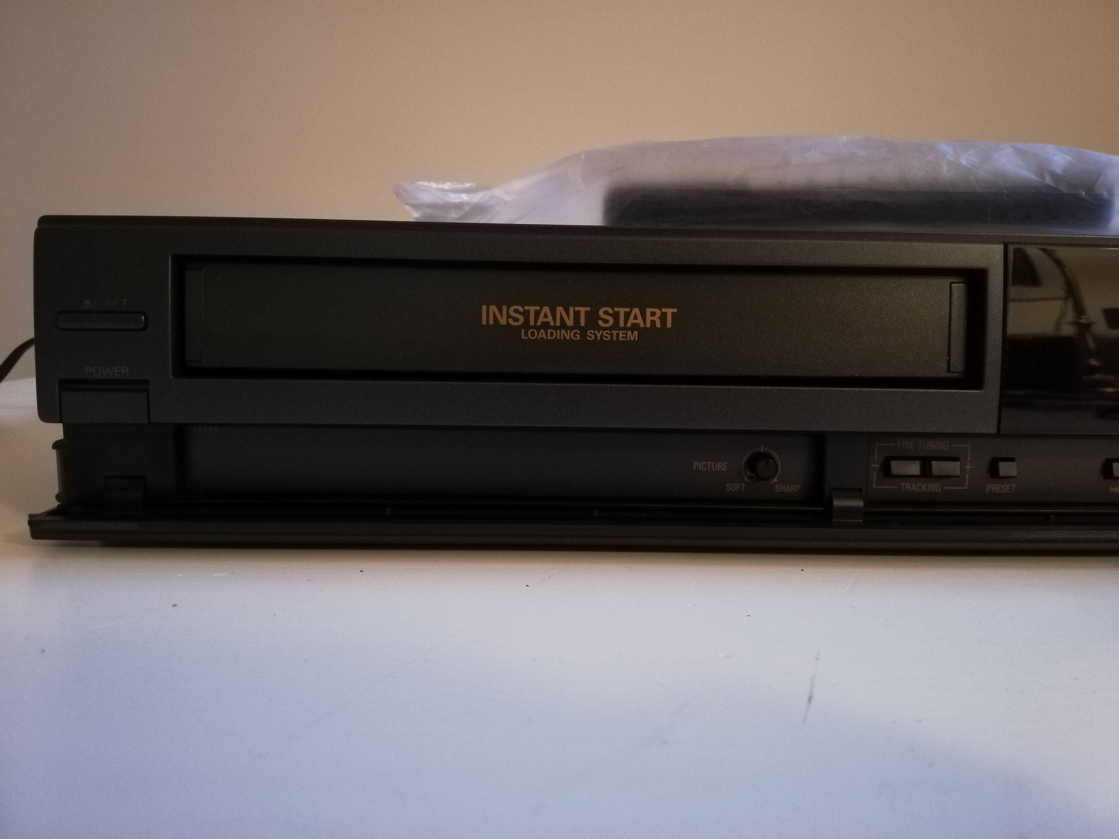 Video Cassette Recorder SANYO VHR 7100G -VHS/Impecabil/RFG/Telecomanda