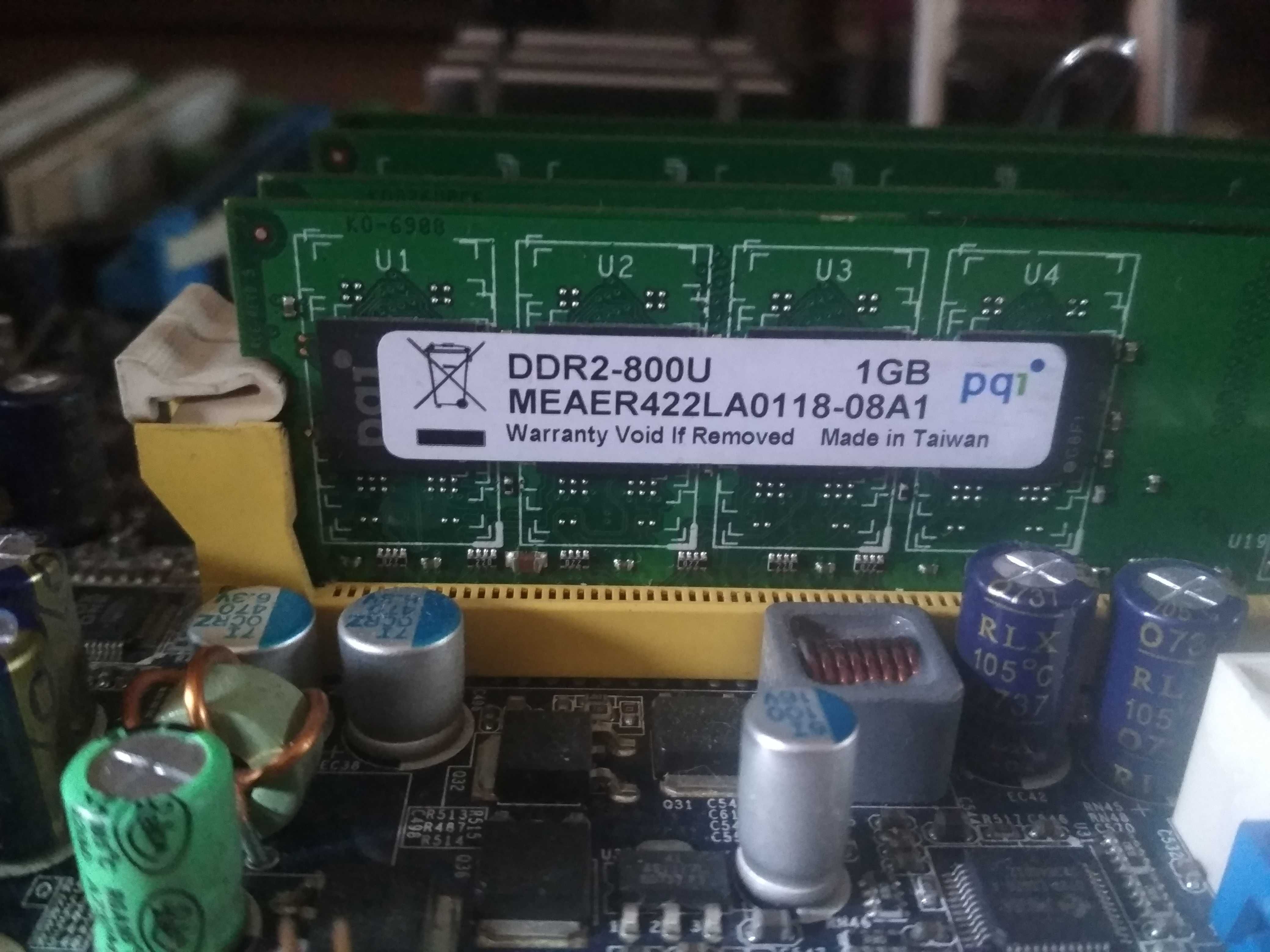 Продам Озу 1 Gb  DDR2