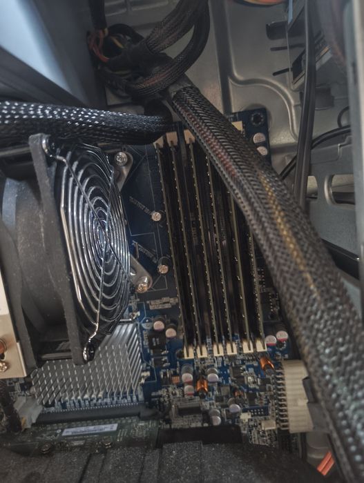 Работна станция Lenovo S20