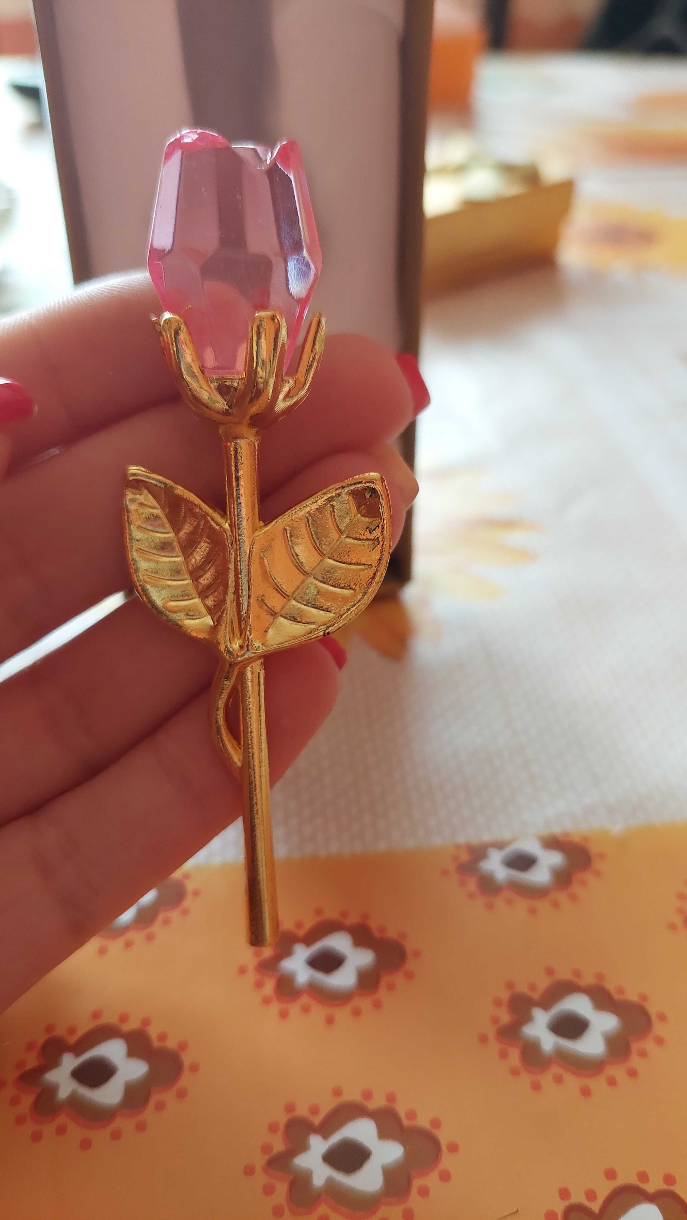 Златиста розичка