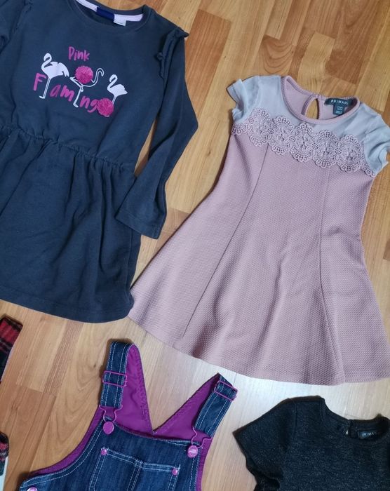 Rochii superbe fetite 4-5 ani