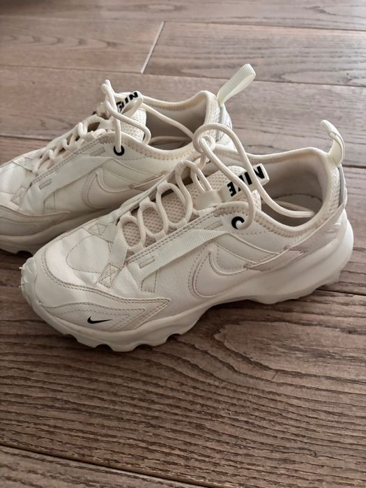 Nike маратонки 36,5