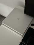 PlayStation 4 Slim Glacier White