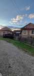 De vanzare  imobil : casa , bucatarie de vara , sura, gradina 30 ari