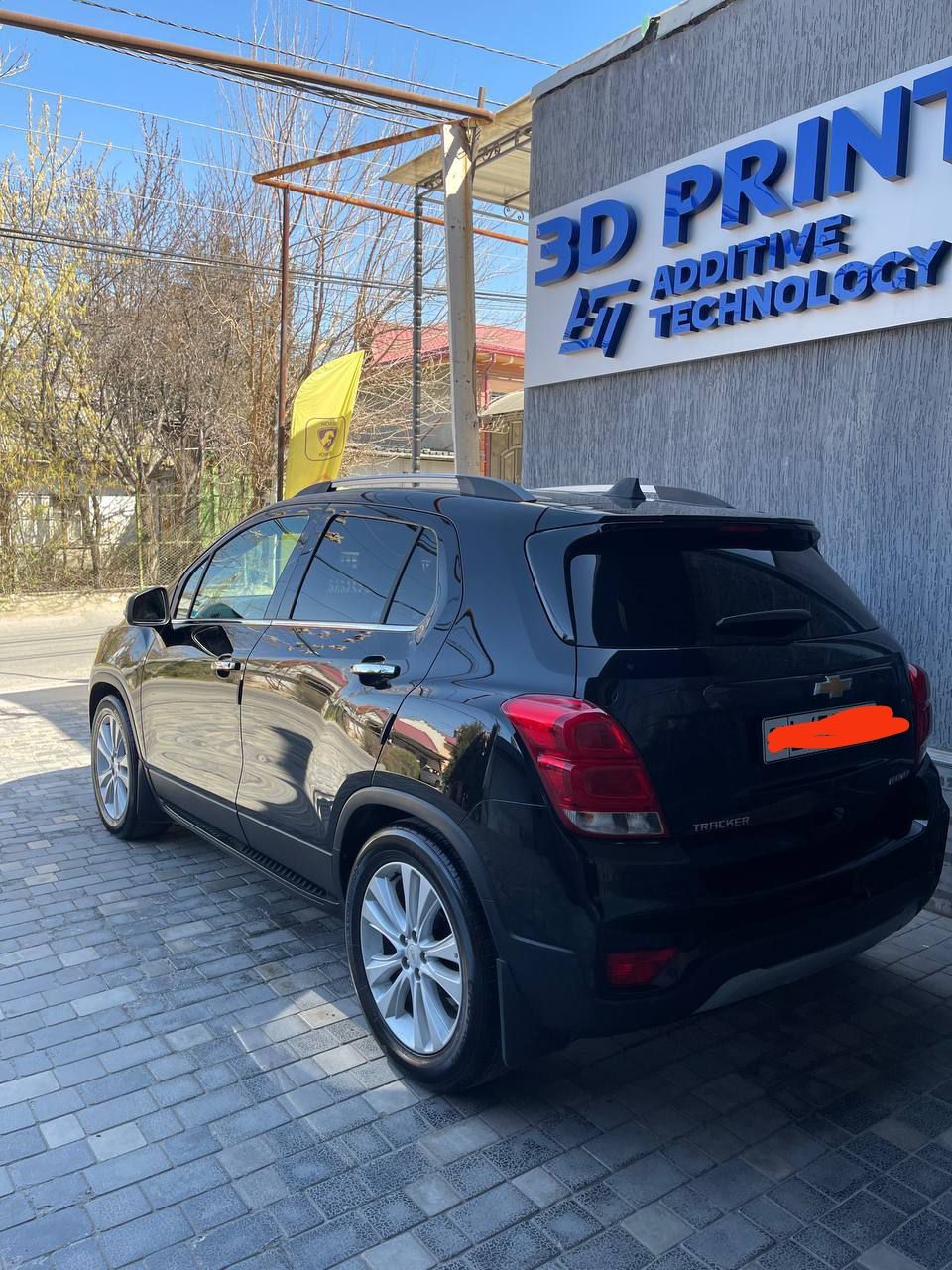 Tracker 1 2020 primer arendaga