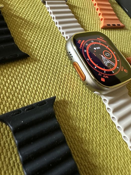 Apple Watch Max часовник