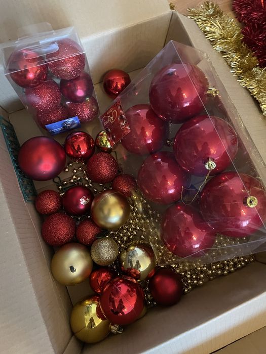 Lot Ornamente brad Craciun