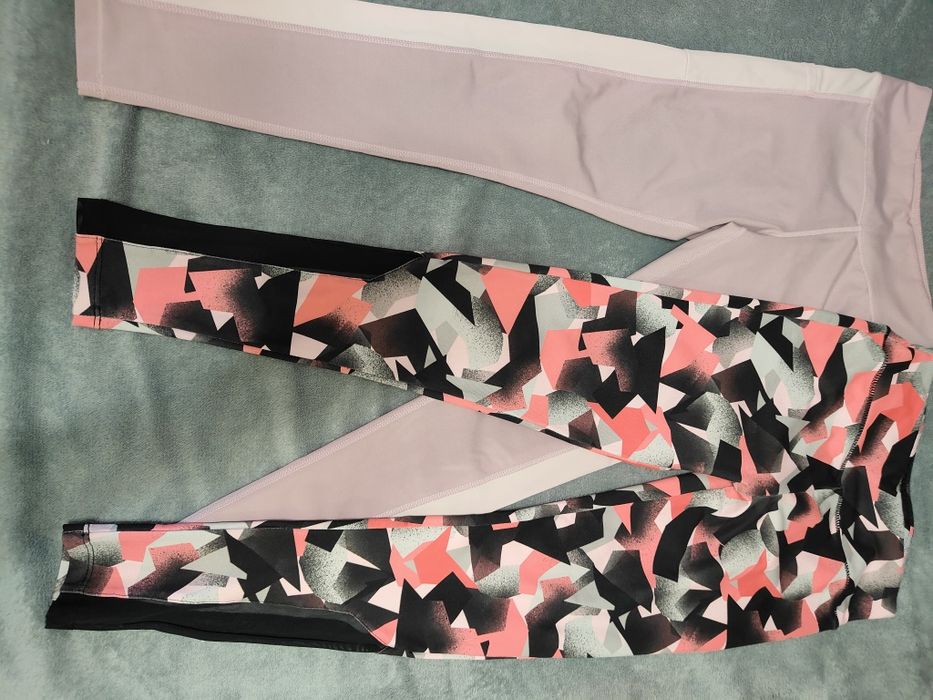 2 colanți sport măr. 9-10 ani