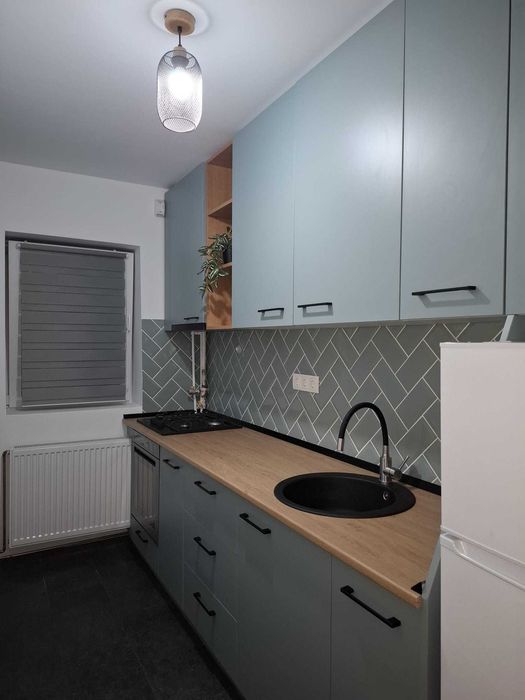 COMISION 0-Inchiriez Apartament REPUBLICII Ploiesti-TOTUL NOU