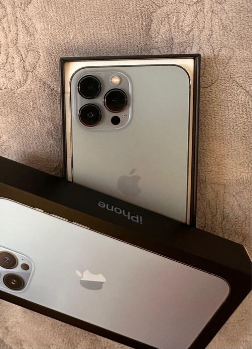 Продам Айфон 13 про макс