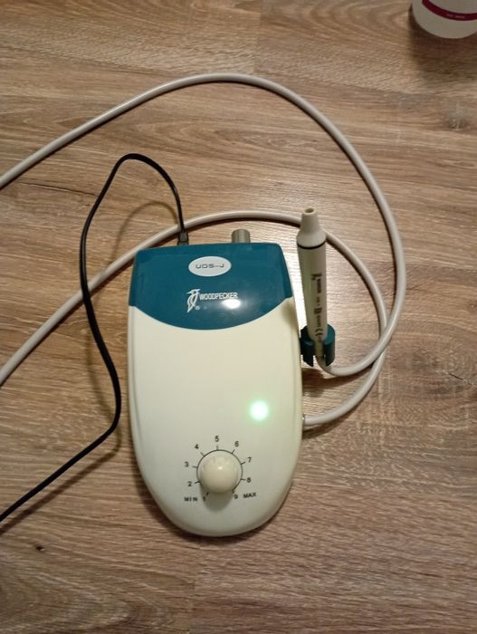 Aparat detartraj ultrasunete