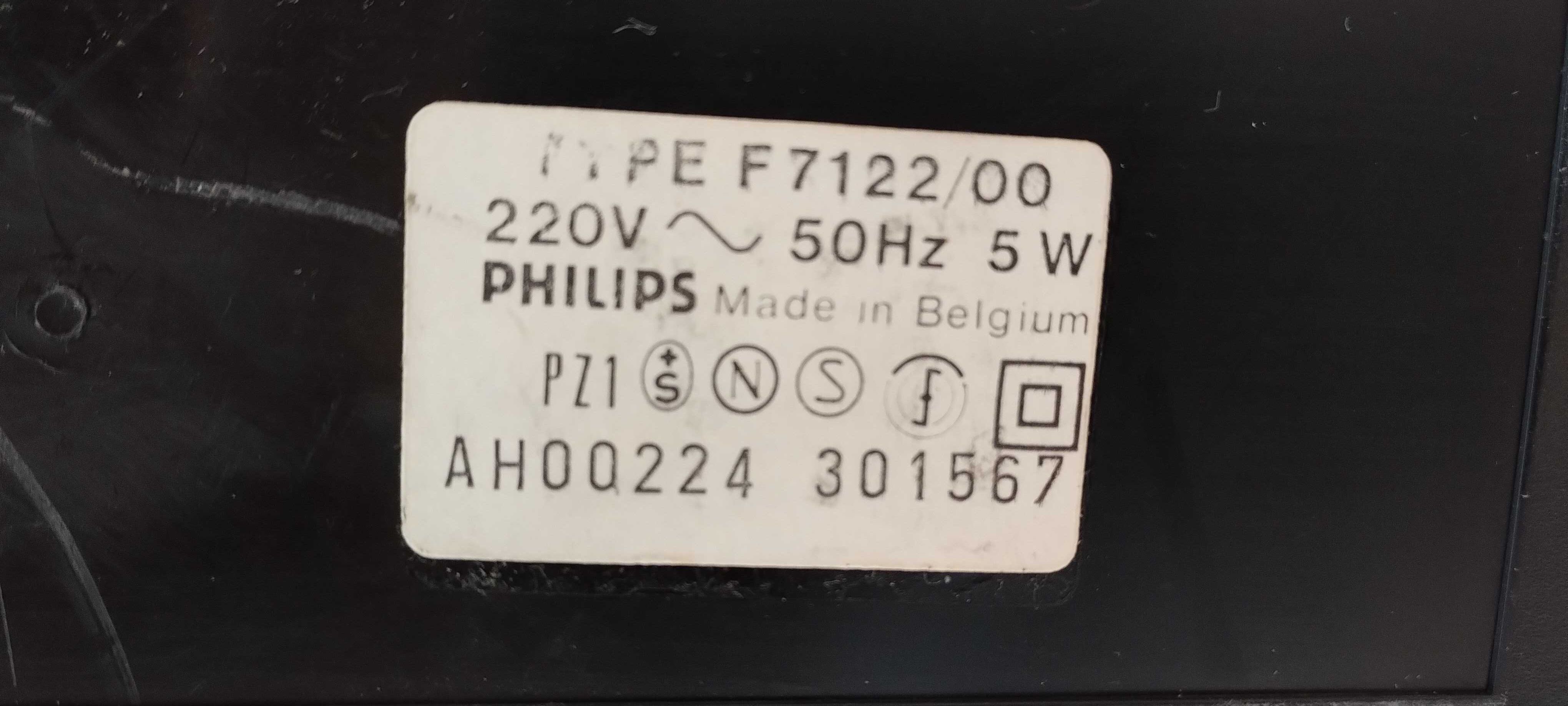 pickup muzica Philips F7122